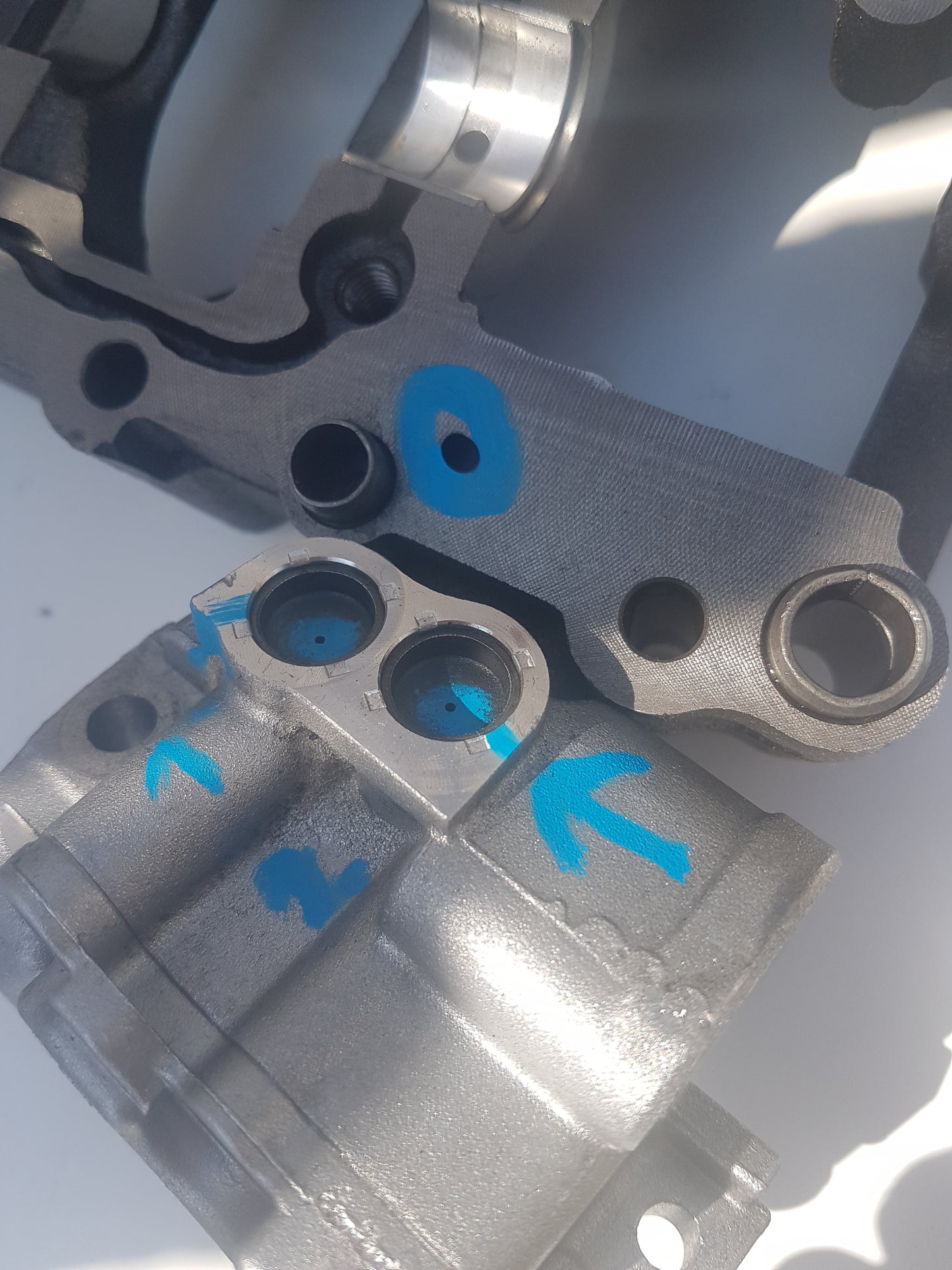 CCHA oil pump 03L103157 03L115105D 03L115105H pump with 3 years warranty 350£ 2x canals (Copy)