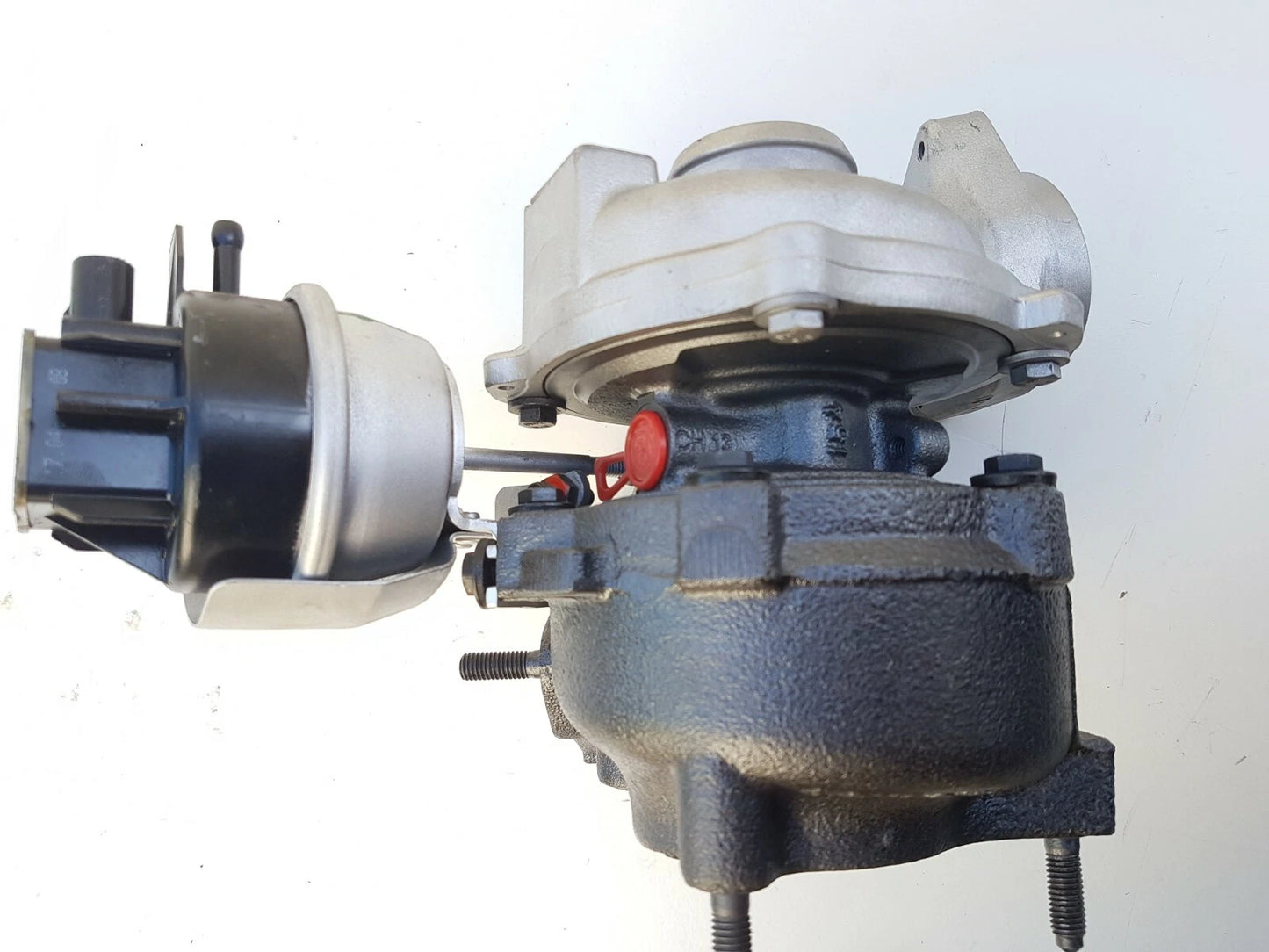 Audi 2.0TDI 143HP-105KW 03L145701D Genue Recondition Turbocharger 1 year warrant